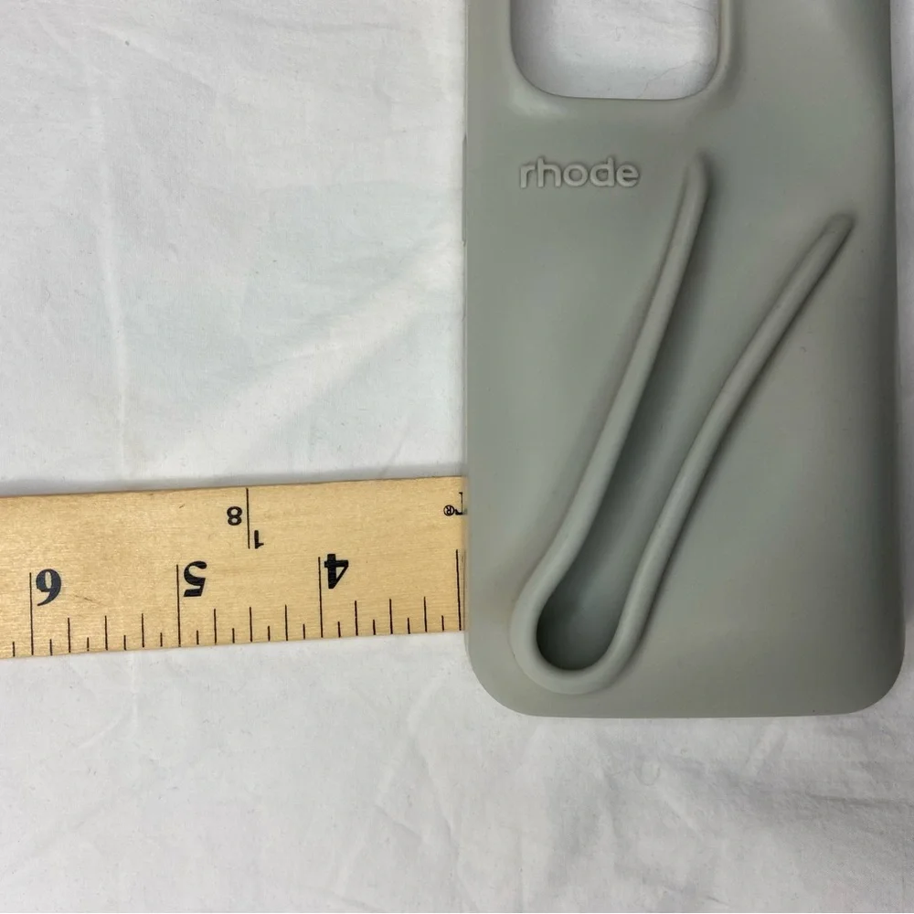 RHODE Gray Lip Case Iphone 16 Pro‎ NIB